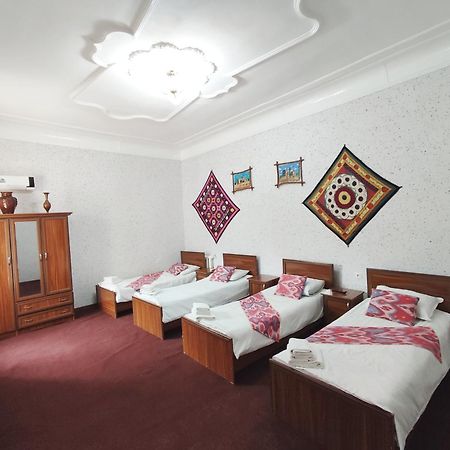 World Guest House Samarkand Buitenkant foto