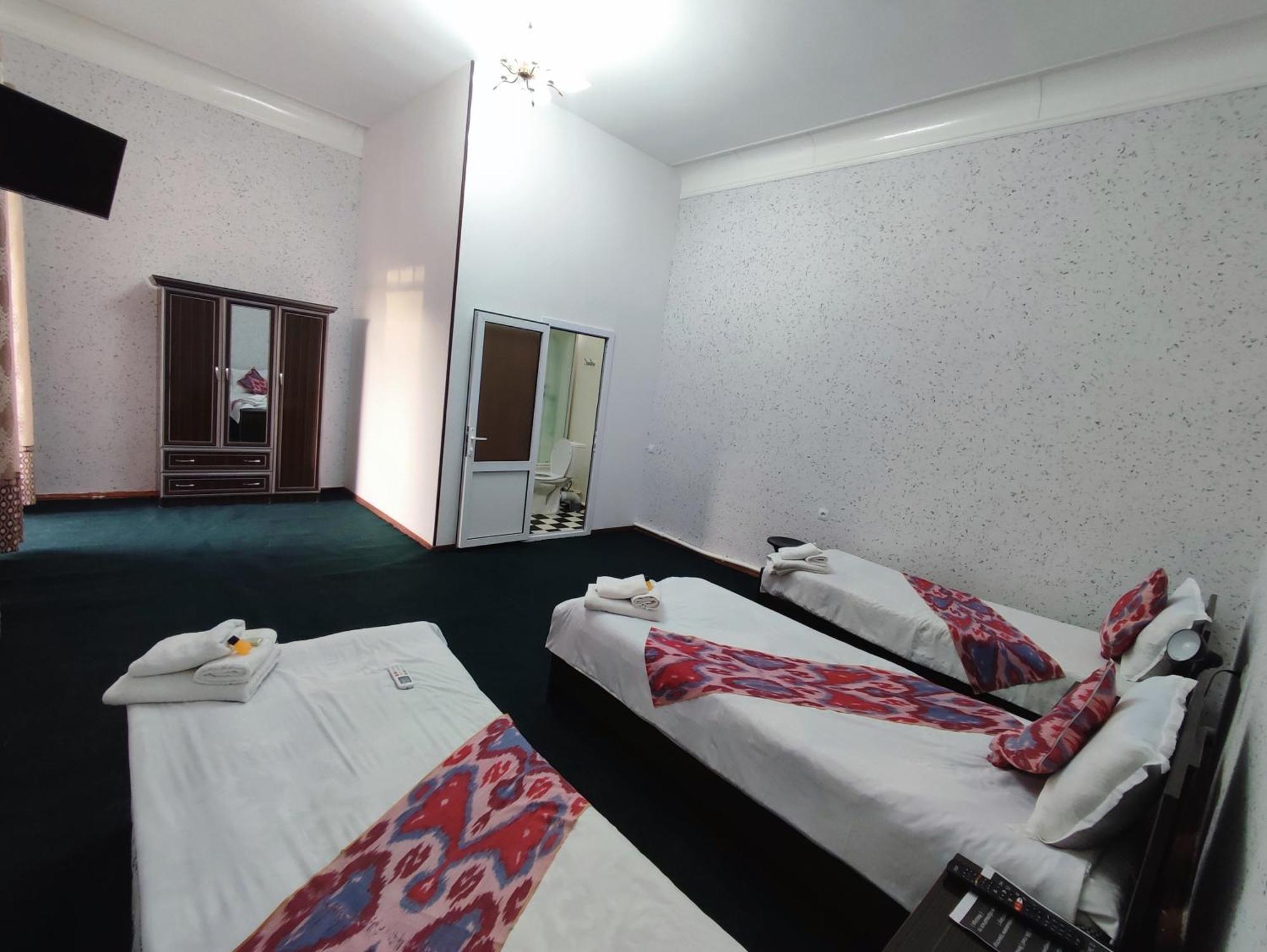 World Guest House Samarkand Buitenkant foto