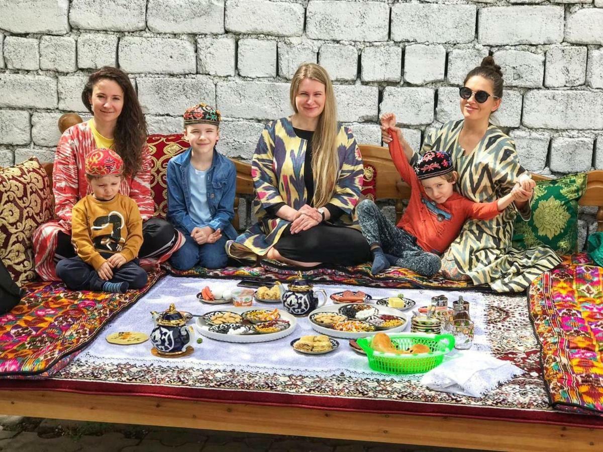 World Guest House Samarkand Buitenkant foto